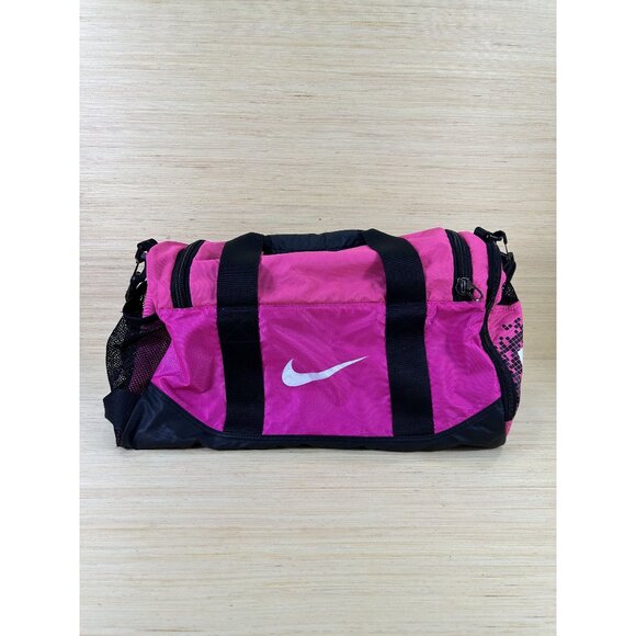 Nike Pink XL Training Gym Duffel Bag - Picture 1 of 6